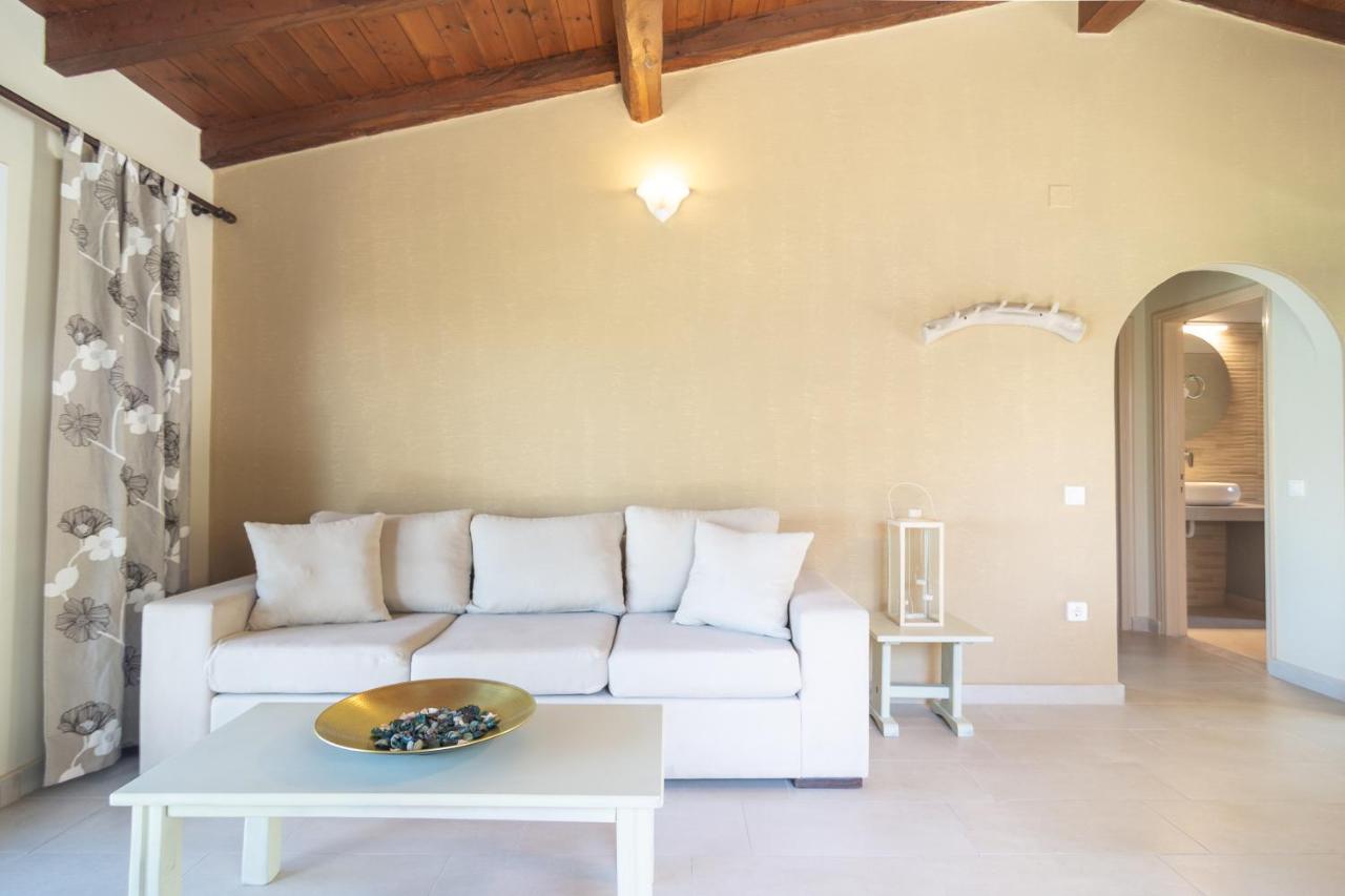 Villa Theodora View Apartments Afroditi Agios Georgios Pagon Luaran gambar